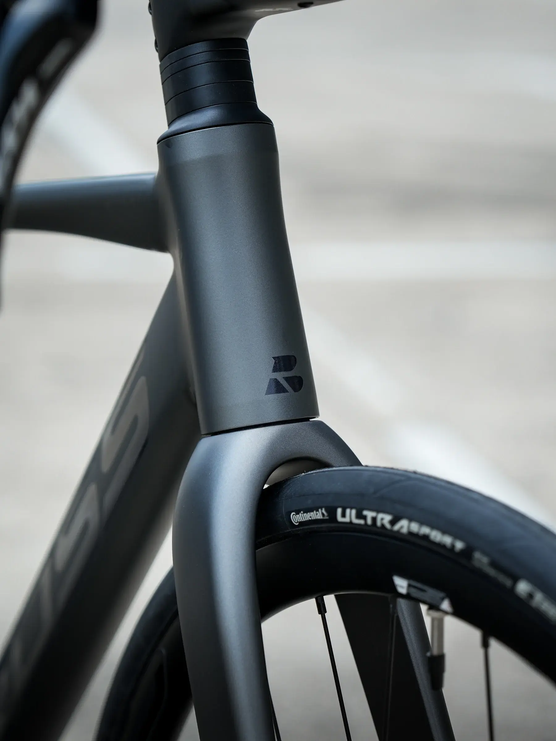 Bross Zenith A 105 R7120 Alloy Road Bike 12 Speed (5)